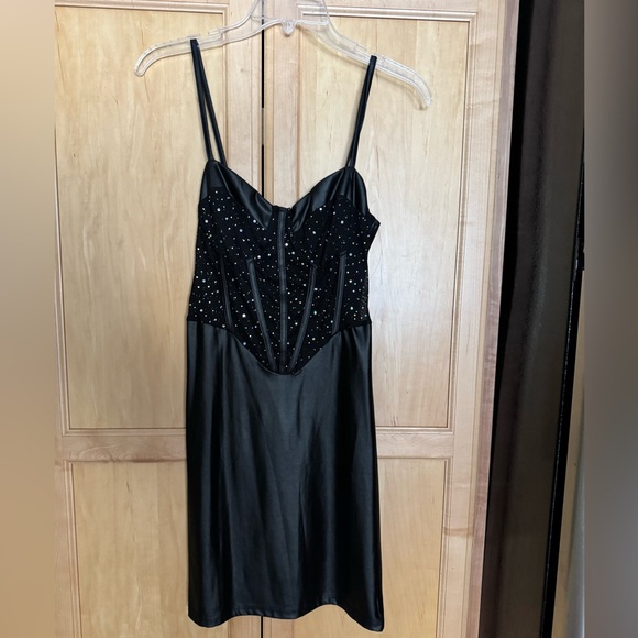 SHEIN Dresses & Skirts - Black Corset Style Dress with Spaghetti Straps